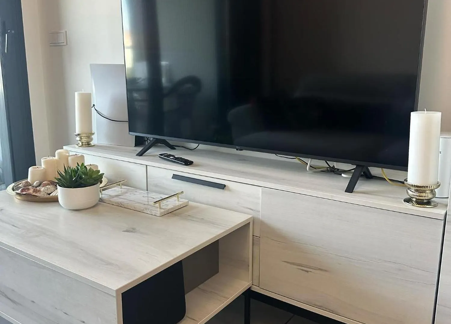 Wall Street Apartments Malaga